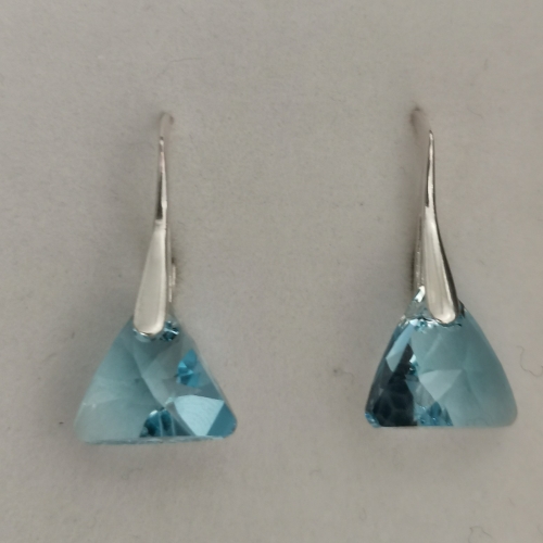 Strieborné náušnice Triangle - Swarovski elements modré aquamarine